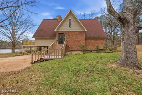 Exterior - 109 Springdale Dr, Terry, MS 39170 photo 1 of 8