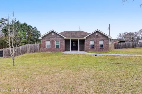18 Jub Hickman Rd, Perkinston, MS 39573