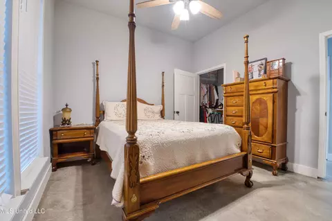 Bedroom - 301 Summer Oaks Dr, Lamar, MS 38642 photo 2 of 6