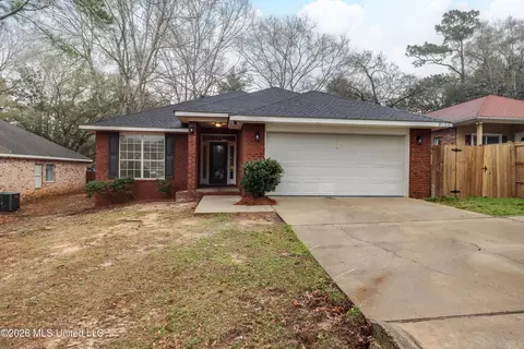 9834 Pokai Way, Diamondhead, MS 39525
