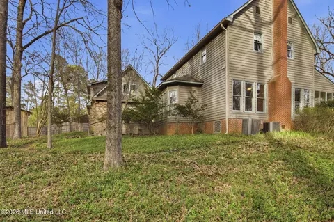 Exterior - 486 Saint Augustine Dr, Madison, MS 39110 photo 16 of 21