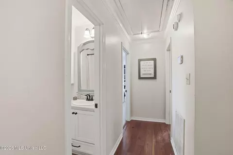 Entry Way - 486 Saint Augustine Dr, Madison, MS 39110 photo 12 of 13