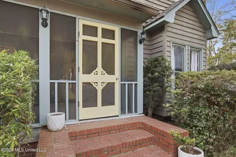 Exterior - 486 Saint Augustine Dr, Madison, MS 39110 photo 7 of 21
