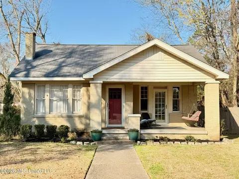 4059 Council Cir, Jackson, MS 39206 photo 2