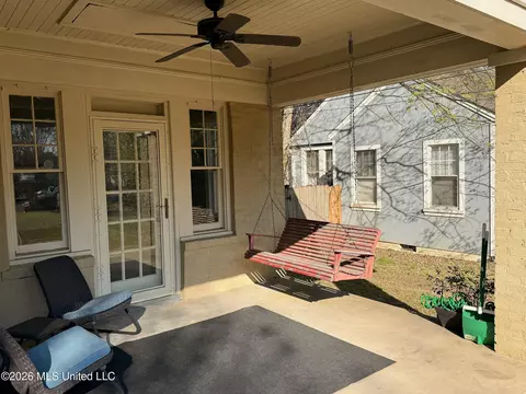 4059 Council Cir, Jackson, MS 39206 photo 4