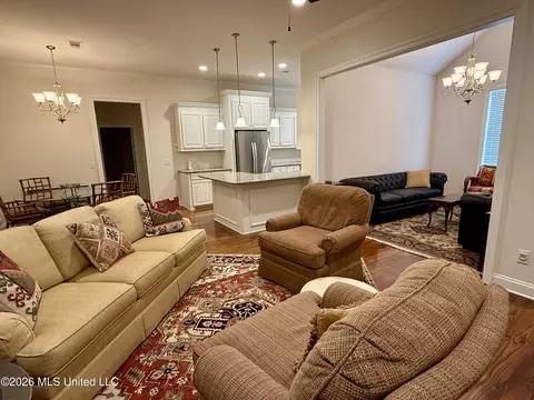 Living - 242 Falls Xing, Madison, MS 39110 photo 1 of 4