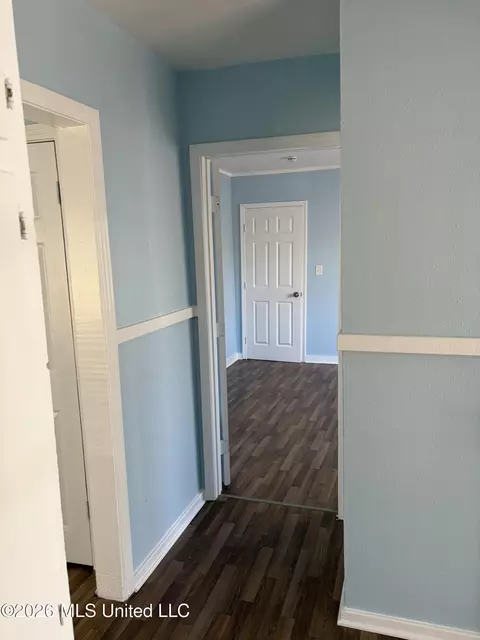 Entry Way - 3155 Shirley Dr, Jackson, MS 39212 photo 1 of 2