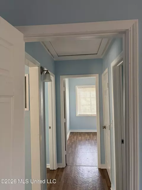 Entry Way - 3155 Shirley Dr, Jackson, MS 39212 photo 2 of 2