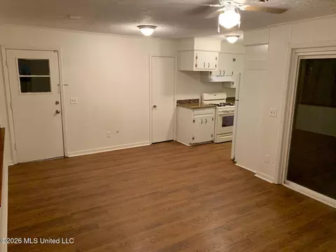 Living - 1066 Branch St, Jackson, MS 39212 photo 4 of 5