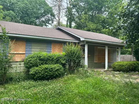 1614 Chapman Dr, Jackson, MS 39204 photo 2