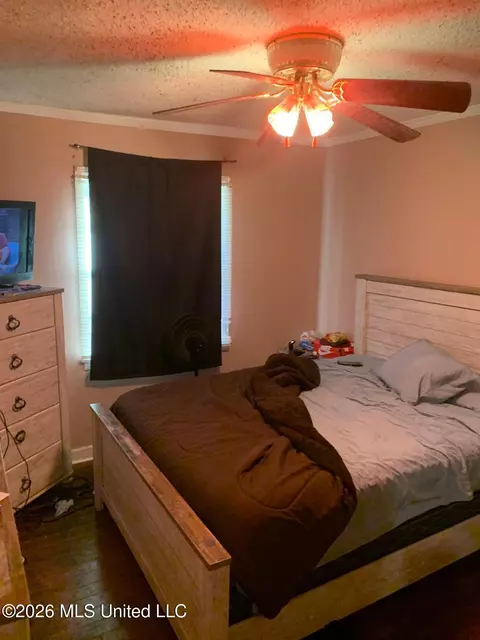 3329 Hollywood Ave, Jackson, MS 39213 photo 5