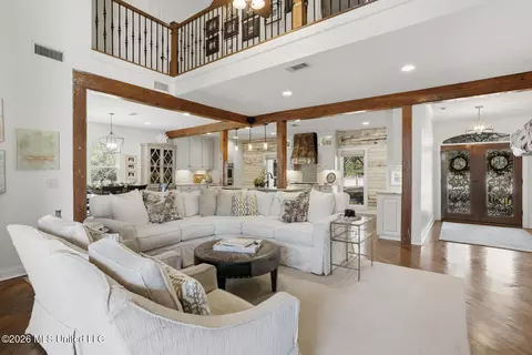 Living - 429 Cherry Hill Dr, Madison, MS 39110 photo 1 of 3