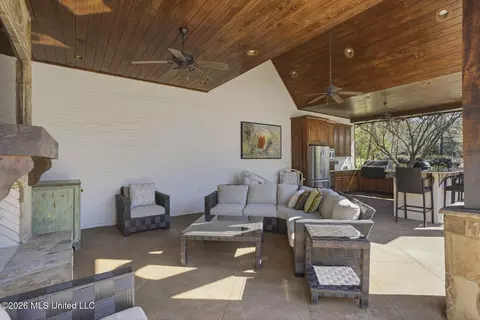 Other - 429 Cherry Hill Dr, Madison, MS 39110 photo 4 of 9
