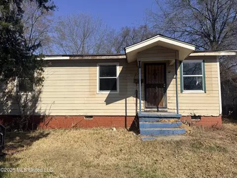 1346 Fernwood Dr, Jackson, MS 39213