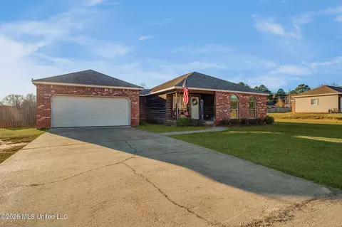 403 Chenoa Ave, Carthage, MS 39051