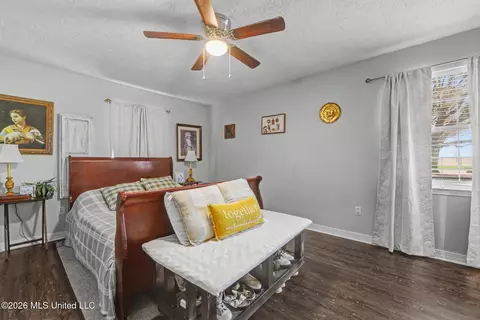 Bedroom - 3282 Dean Nursery Rd, Lucedale, MS 39452 photo 1 of 4