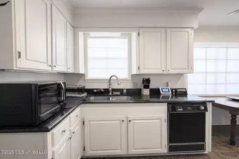 1 Pecan Way, Natchez, MS 39120 photo 12
