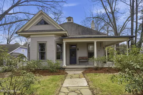 915 Gillespie St, Jackson, MS 39202
