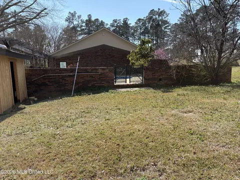 Exterior - 348 Old Magee Rd, Magee, MS 39111 photo 7 of 25