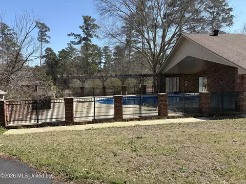 Exterior - 348 Old Magee Rd, Magee, MS 39111 photo 5 of 25