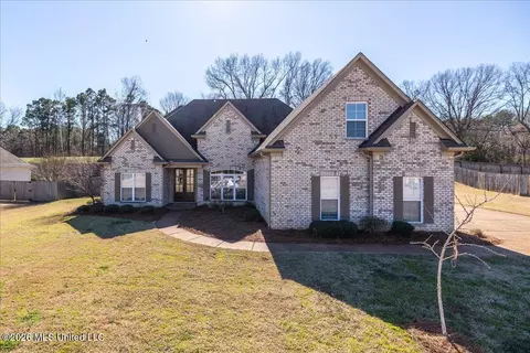 1757 Robertson Place Rd, Hernando, MS 38632