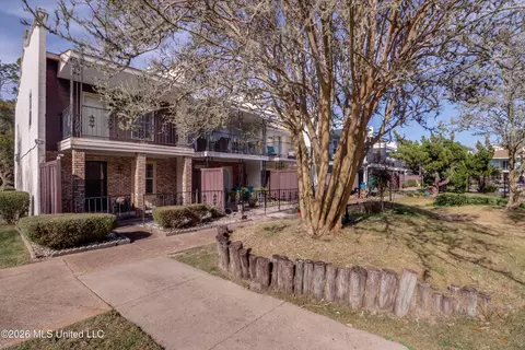 2501 Gulf Ave #1, Gulfport, MS 39501