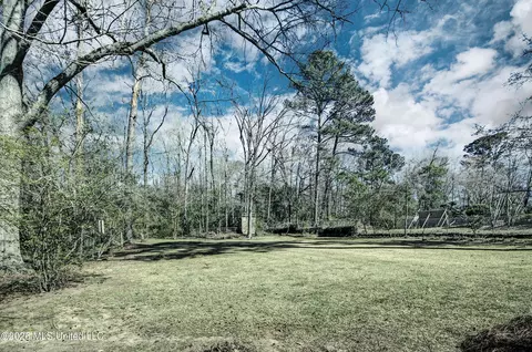 Exterior - 1508 Robert Dr, Jackson, MS 39211 photo 7 of 8