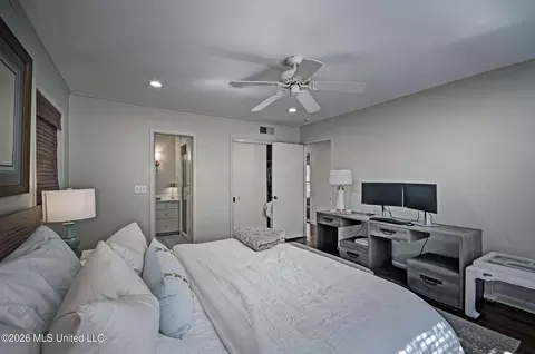 Bedroom - 1508 Robert Dr, Jackson, MS 39211 photo 6 of 7