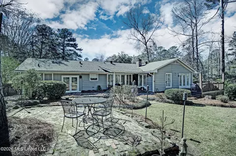 Exterior - 1508 Robert Dr, Jackson, MS 39211 photo 3 of 8