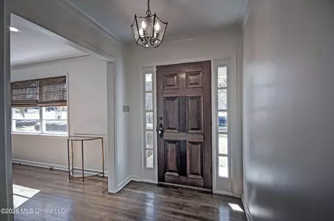 Entry Way - 1508 Robert Dr, Jackson, MS 39211 photo 1 of 2