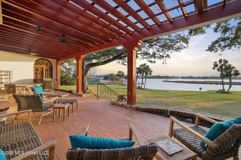 13801 Arbor Cir, Ocean Springs, MS 39564 | MLS# 4140932 | 94