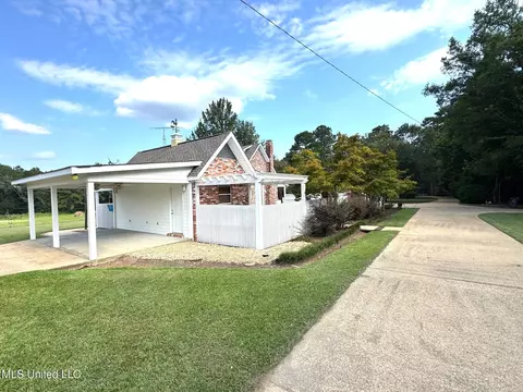 Exterior - 2053 Osyka Progress Rd, Osyka, MS 39657 photo 8 of 27
