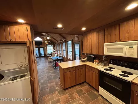 Kitchen - 2053 Osyka Progress Rd, Osyka, MS 39657 photo 6 of 6