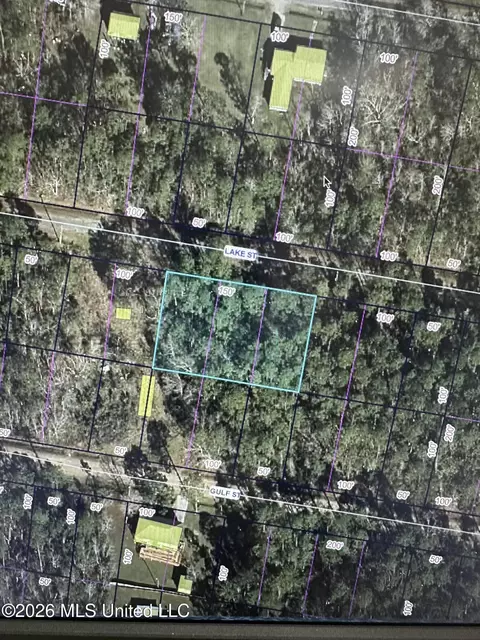 Nhn Lake Street, Waveland, MS 39576