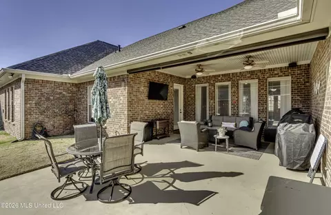 Exterior - 109 W Legacy Dr, Brandon, MS 39042 photo 6 of 8