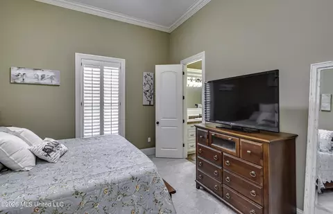 Bedroom - 109 W Legacy Dr, Brandon, MS 39042 photo 5 of 8