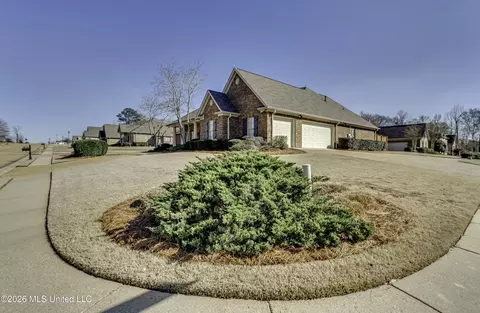 Exterior - 109 W Legacy Dr, Brandon, MS 39042 photo 4 of 8