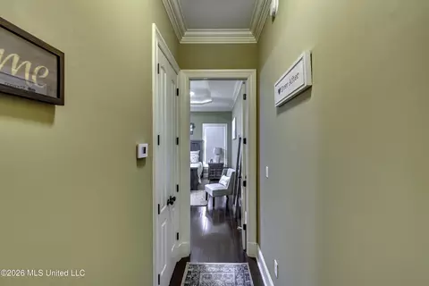 Entry Way - 109 W Legacy Dr, Brandon, MS 39042 photo 2 of 3