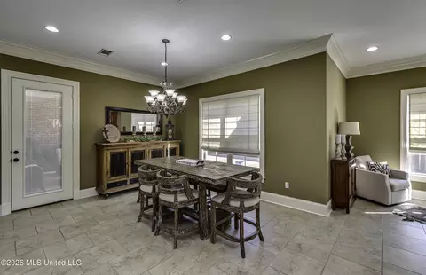 Dining - 109 W Legacy Dr, Brandon, MS 39042 photo 4 of 4