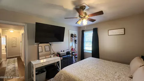 Bedroom - 213 Holly Dr, Natchez, MS 39120 photo 3 of 3