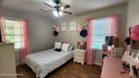 Bedroom - 213 Holly Dr, Natchez, MS 39120 photo 2 of 3