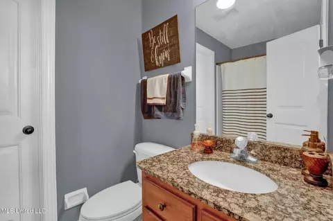 Bath - 7409 Wallingford Dr, Olive Branch, MS 38654 photo 1 of 4