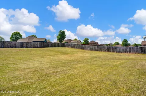 Exterior - 7409 Wallingford Dr, Olive Branch, MS 38654 photo 2 of 4