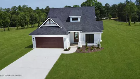 109 Tacoma Dr, Lucedale, MS 39452