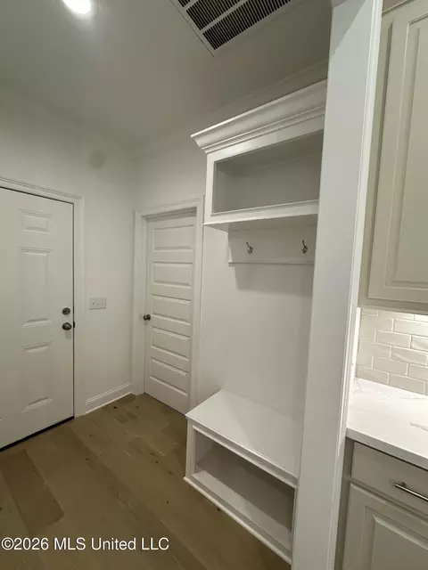 Entry Way - 408 Aurora Cir, Canton, MS 39046 photo 1 of 2