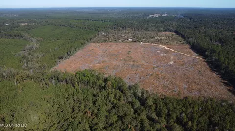 Underwood Ball Road, Leakesville, MS 39451