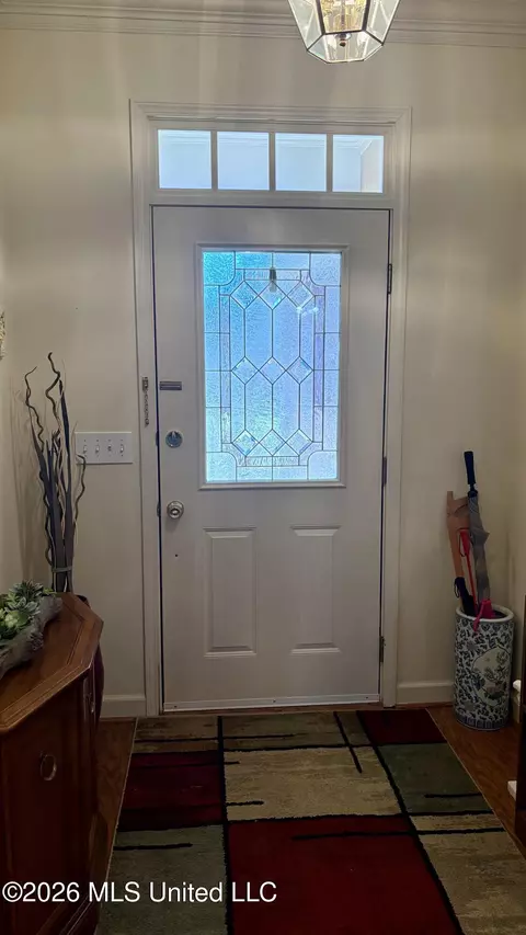 Entry Way - 122 Pavilion Dr, Brandon, MS 39042 photo 1 of 3