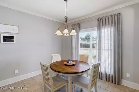 Dining - 103 Crabapple Grv, Madison, MS 39110 photo 3 of 4