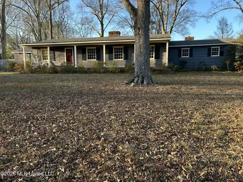 Exterior - 1424 E Northside Dr, Jackson, MS 39211 photo 11 of 11
