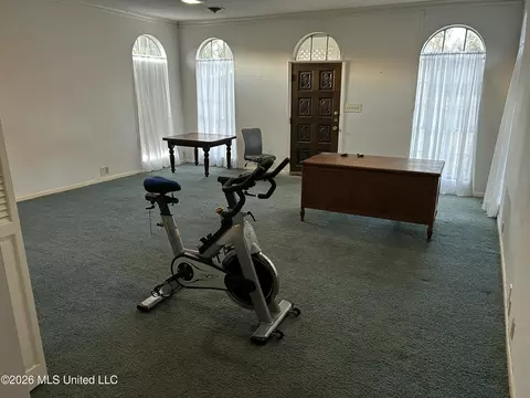 Living - 1424 E Northside Dr, Jackson, MS 39211 photo 5 of 6